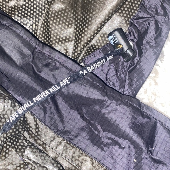 Black Bape rain jacket size M in men’s - Picture 3 of 4